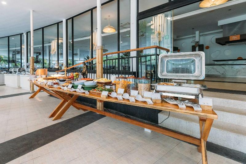Arinara Beach Resort Phuket - Restoran
