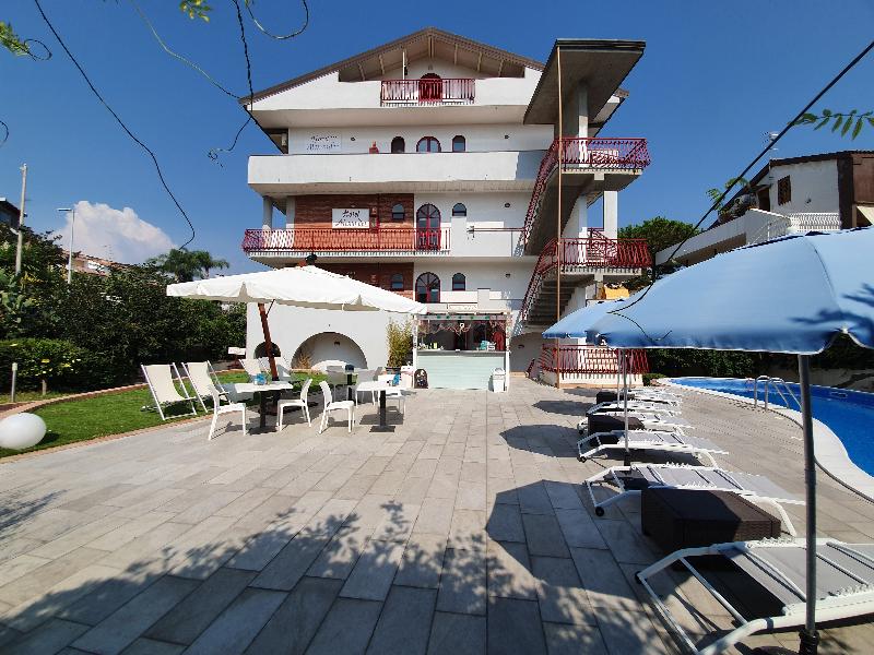 Hotel Alexander - Havuz