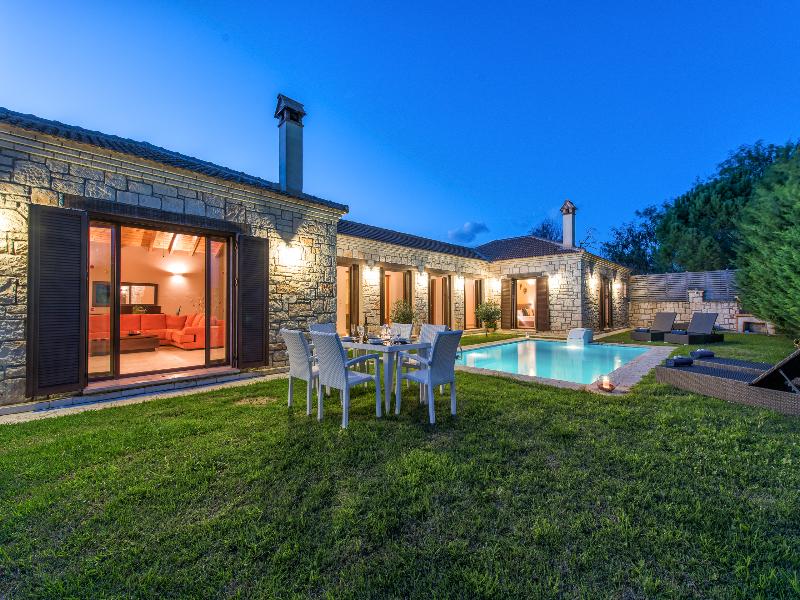 Astarte Villas - Kyveli Luxurious Private Villa - Genel
