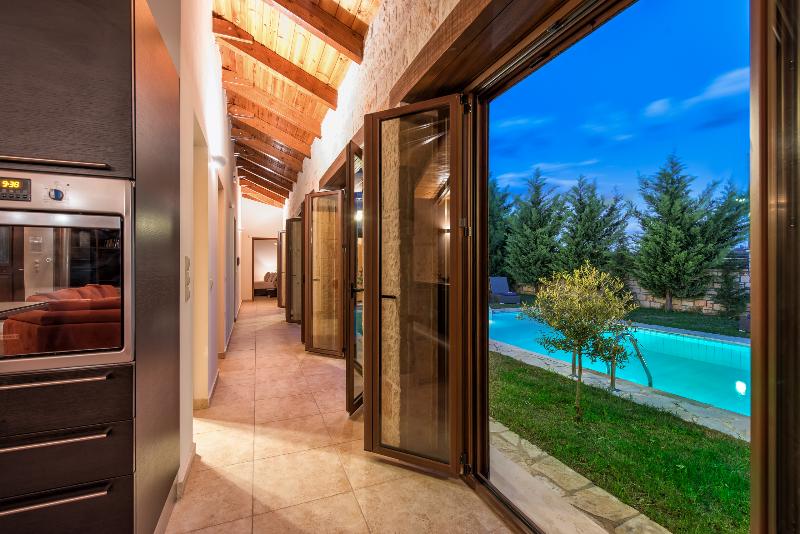 Astarte Villas - Kyveli  Luxurious  Private Villa - Havuz