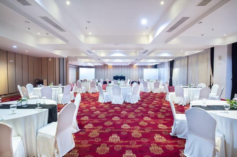 THE 1O1 Bogor Suryakancana - Toplantı