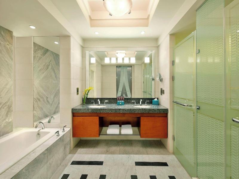 The Nile Ritz-Carlton, Cairo - Oda