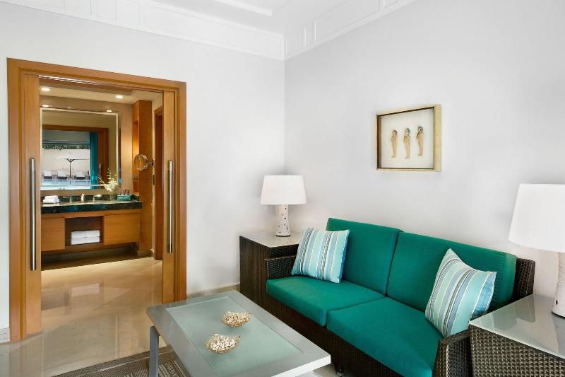The Nile Ritz-Carlton, Cairo - Oda