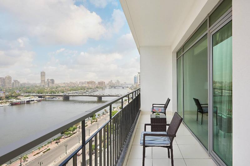 The Nile Ritz-Carlton, Cairo - Oda