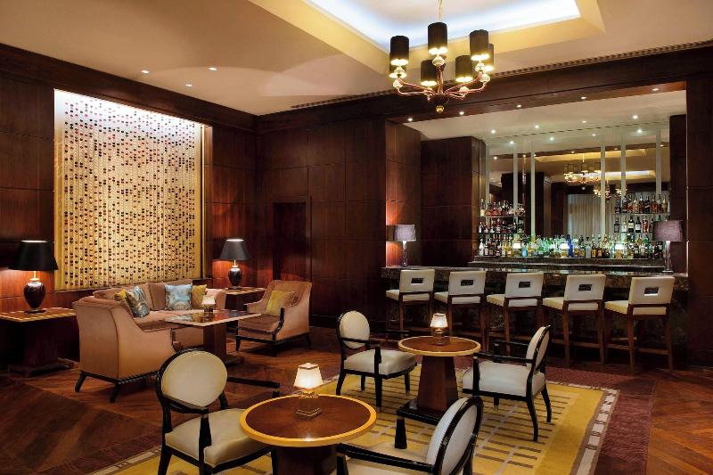 The Nile Ritz-Carlton, Cairo - Restoran