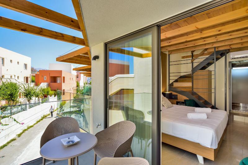 Elia Agia Marina Beach Hotel - Oda