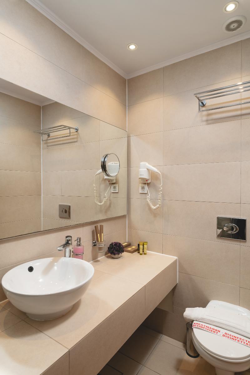 Elia Agia Marina Beach Hotel - Oda
