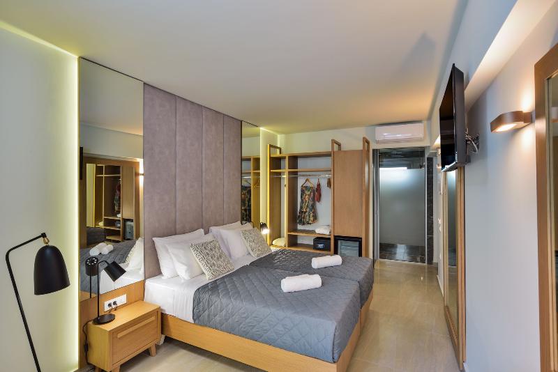 Elia Agia Marina Beach Hotel - Oda