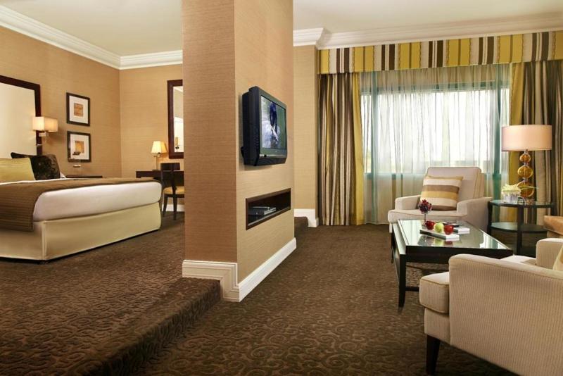Movenpick Grand Al Bustan Hotel - Oda