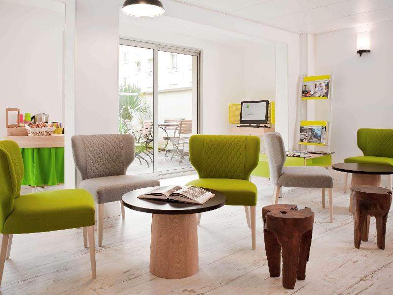 ibis Styles Paris Buttes Chaumont - Lobi