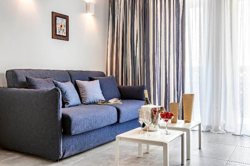 Mystery Skiathos Luxury Residence - Oda
