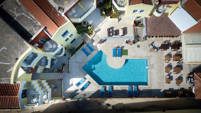 Ariadni Palace - Genel