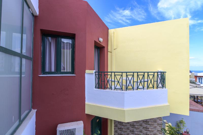 Ariadni Palace - Genel