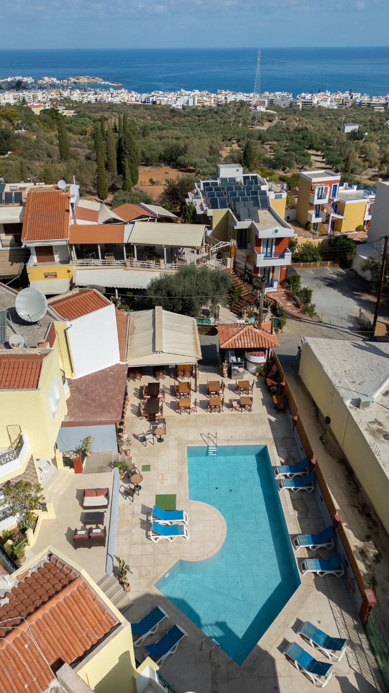 Ariadni Palace - Genel
