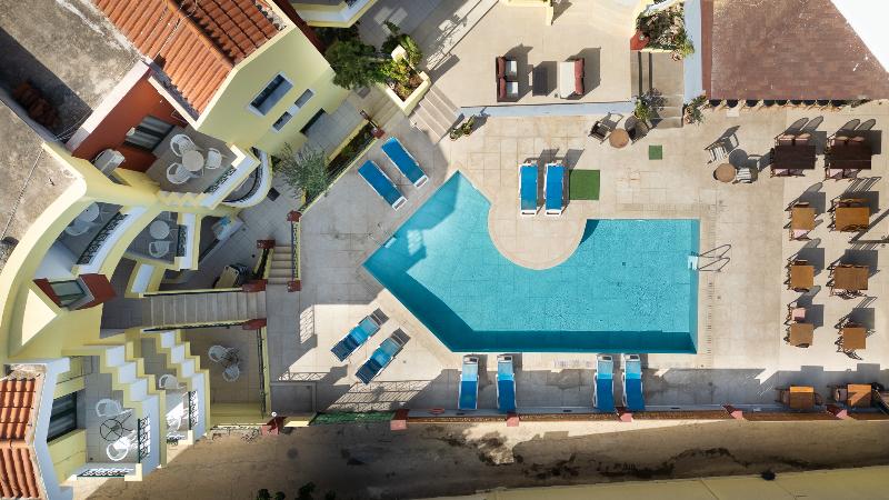 Ariadni Palace - Havuz