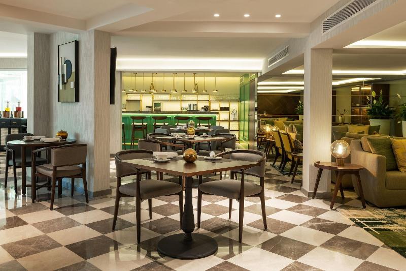 Le Meridien Dubai Hotel & Conference Centre - Lobi