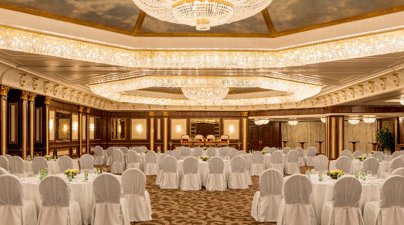 Le Meridien Dubai Hotel & Conference Centre - Toplantı