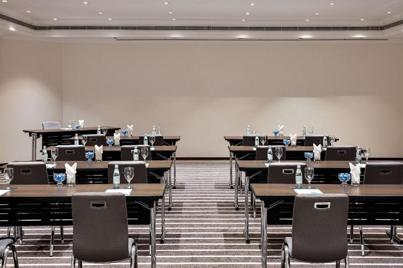 Le Meridien Dubai Hotel & Conference Centre - Toplantı