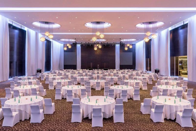 Le Meridien Dubai Hotel & Conference Centre - Toplantı