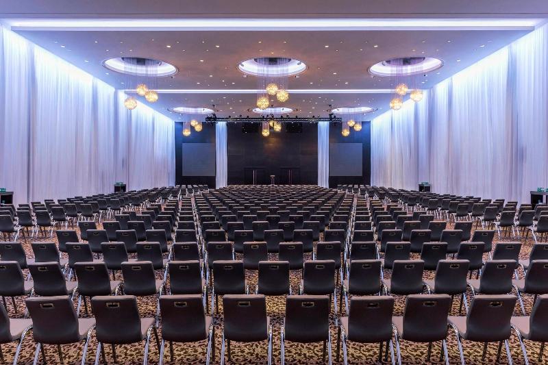 Le Meridien Dubai Hotel & Conference Centre - Toplantı