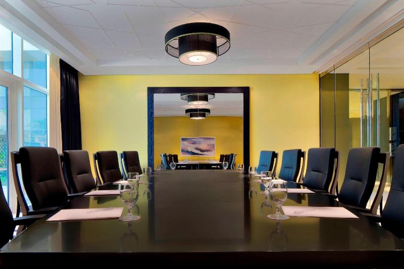 Le Meridien Dubai Hotel & Conference Centre - Toplantı
