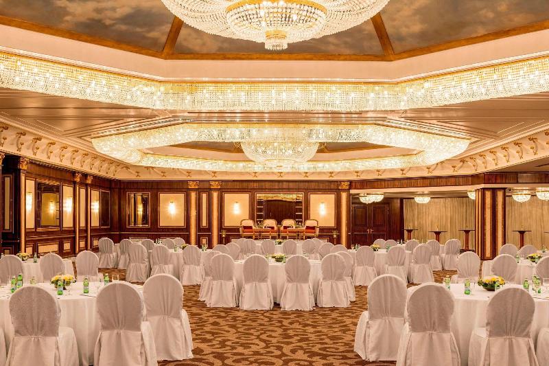 Le Meridien Dubai Hotel & Conference Centre - Toplantı