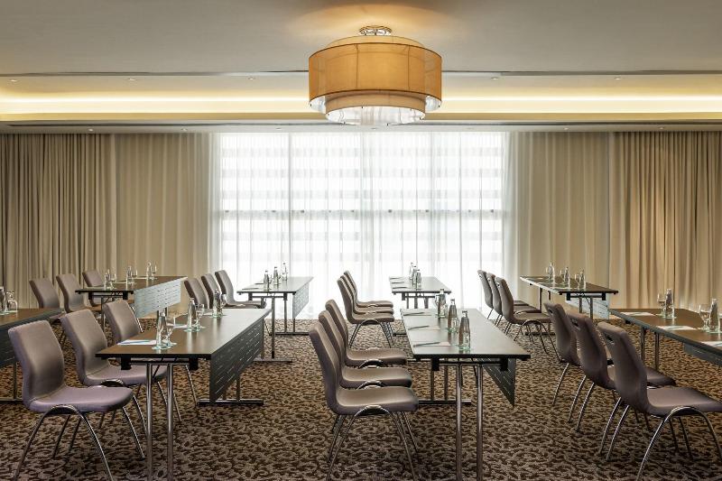 Le Meridien Dubai Hotel & Conference Centre - Toplantı