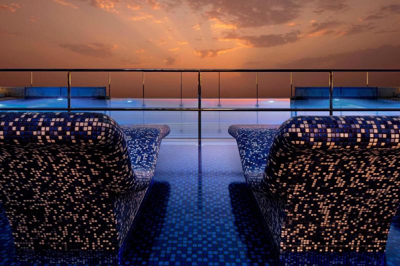 Le Meridien Dubai Hotel & Conference Centre - Havuz