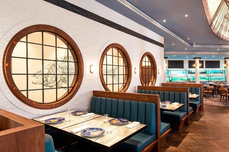 Le Meridien Dubai Hotel & Conference Centre - Restoran