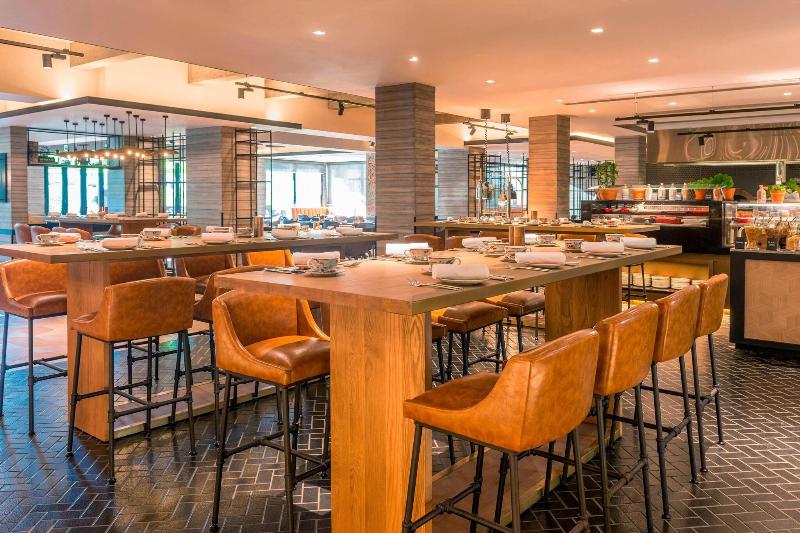 Le Meridien Dubai Hotel & Conference Centre - Restoran