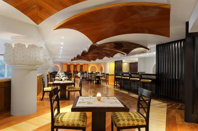 Sheraton Jumeirah Beach Resort - Restoran
