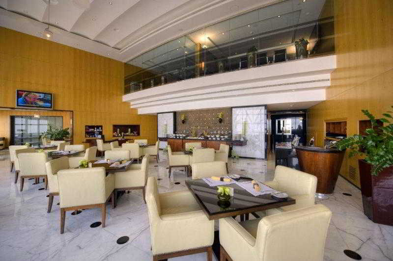 Jumeirah Emirates Towers Dubai fotoÄŸrafÄ±