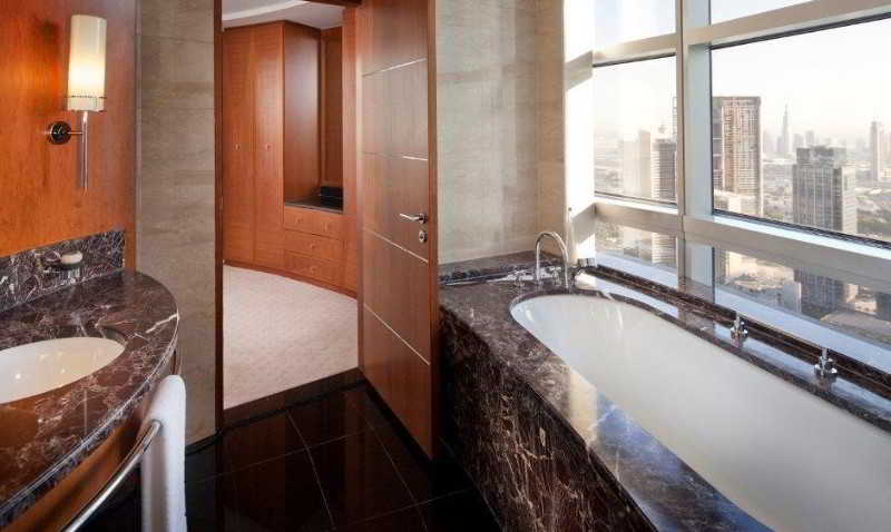 Jumeirah Emirates Towers Dubai fotoÄŸrafÄ±