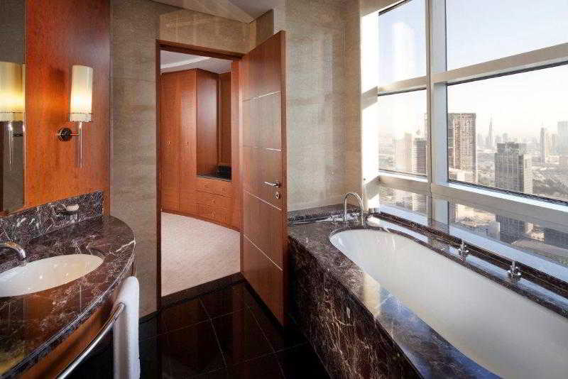 Jumeirah Emirates Towers Dubai fotoÄŸrafÄ±