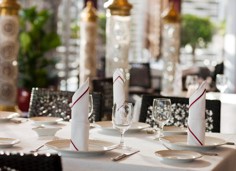 Jumeirah Emirates Towers Dubai - Restoran