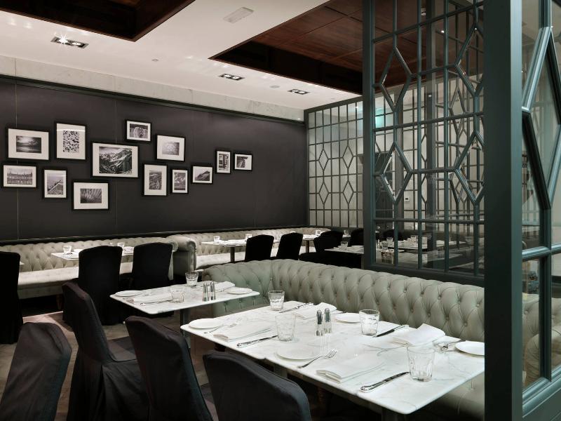 Jumeirah Emirates Towers Dubai - Restoran