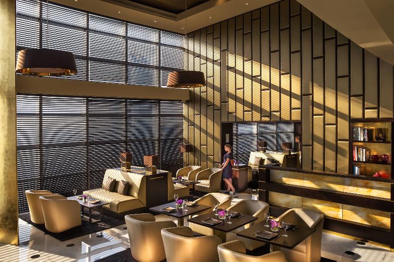 Jumeirah Emirates Towers Dubai - Restoran