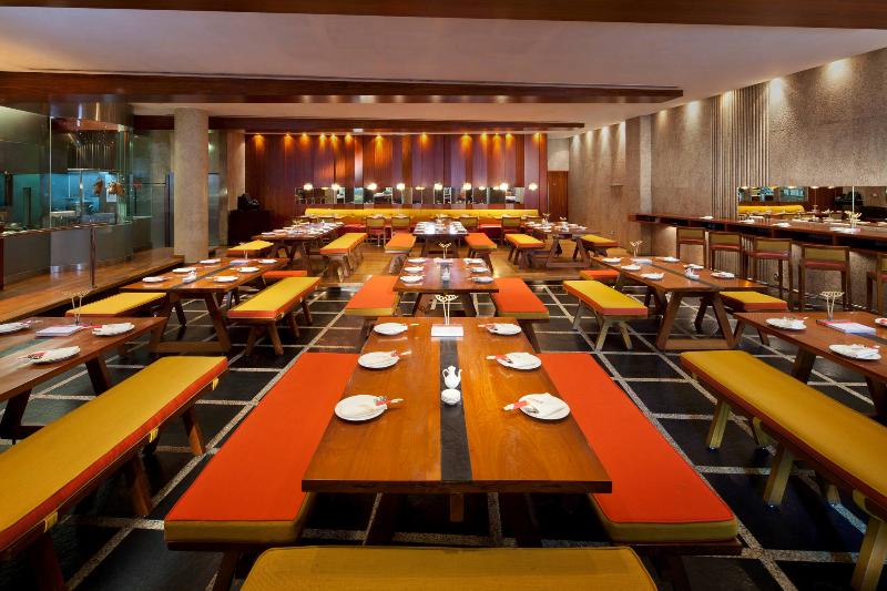 Jumeirah Emirates Towers Dubai - Restoran