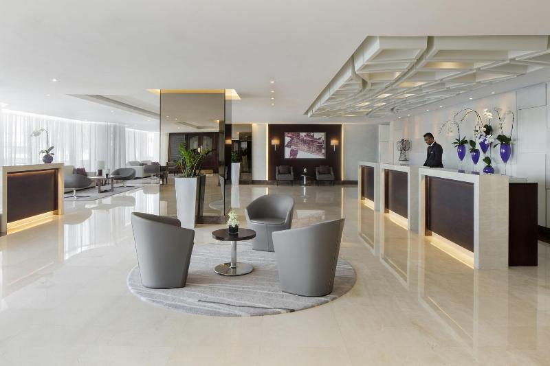 Jumeira Rotana - Lobi