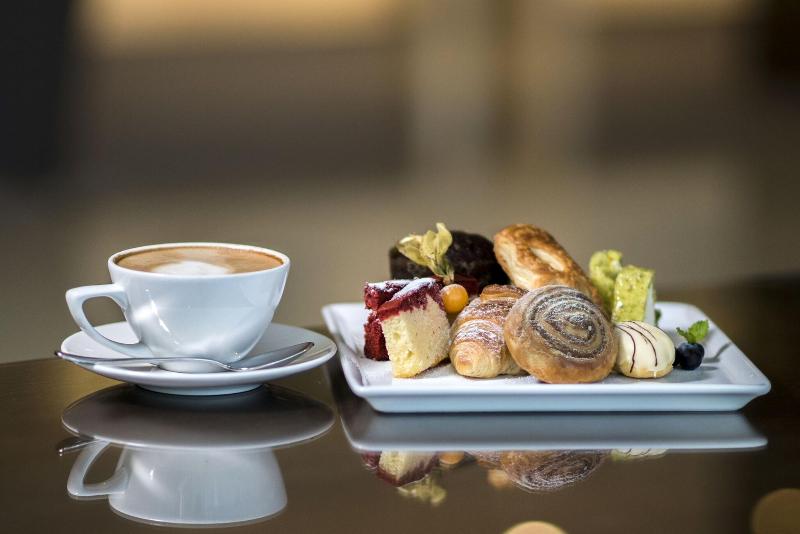 Jumeira Rotana - Lobi