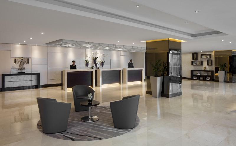 Jumeira Rotana - Lobi