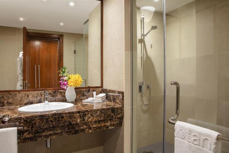 Jumeira Rotana - Oda
