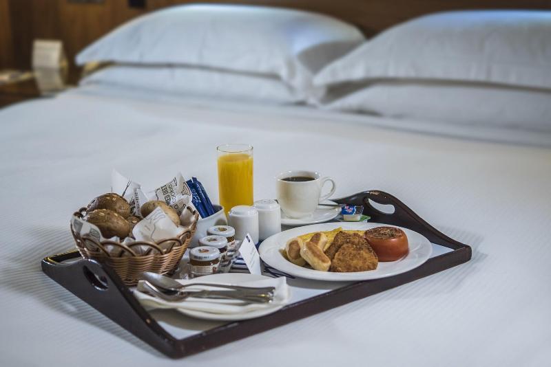 Jumeira Rotana - Oda