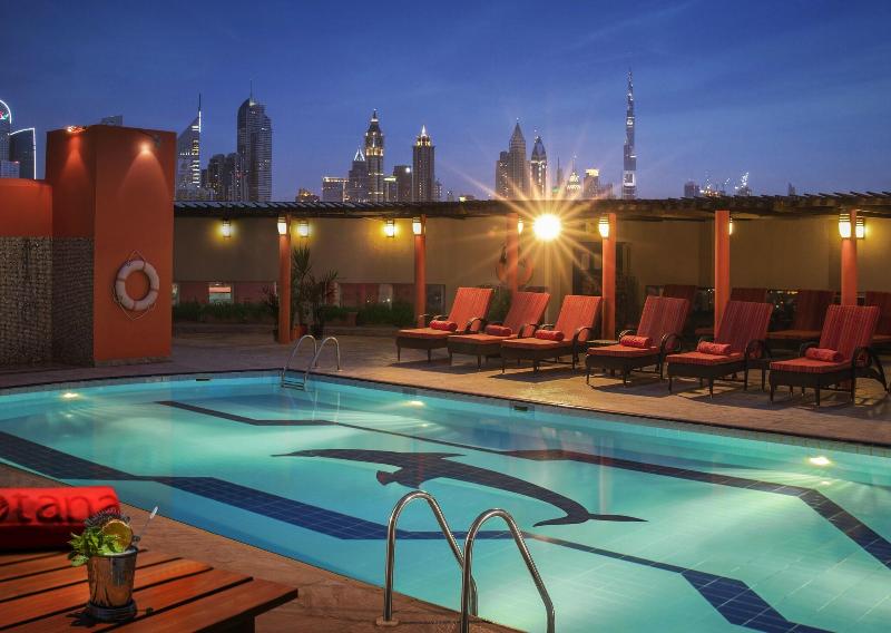 Jumeira Rotana - Havuz
