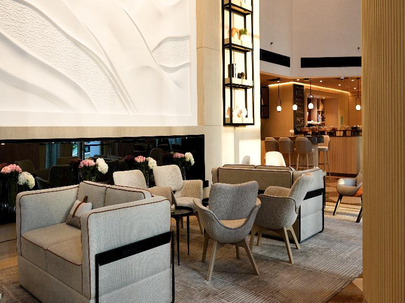 Towers Rotana - Lobi