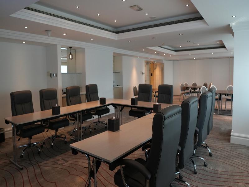 Towers Rotana - Toplantı