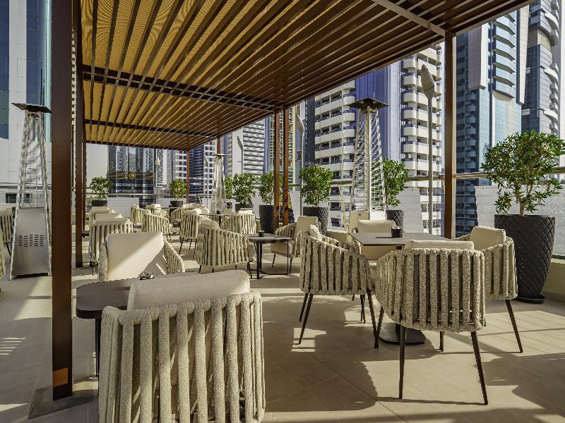 Towers Rotana - Havuz