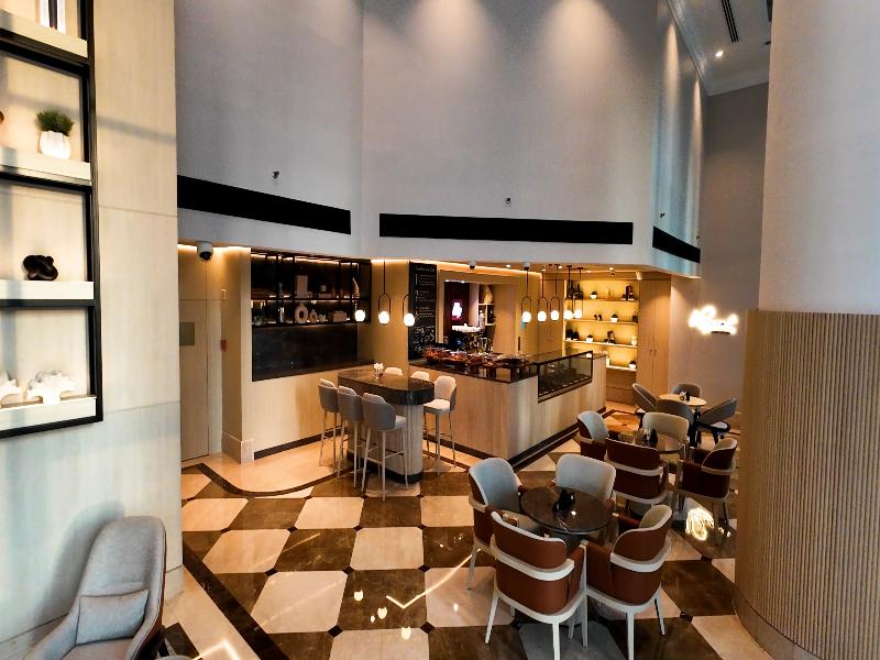 Towers Rotana - Restoran