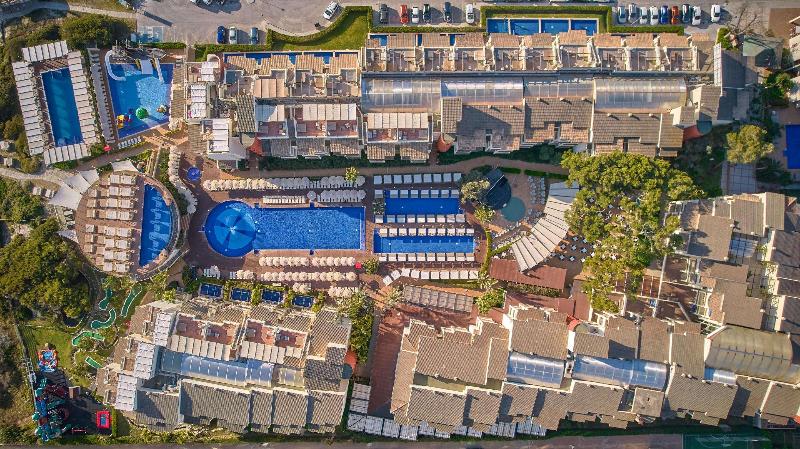 Zafiro Bahia - Genel