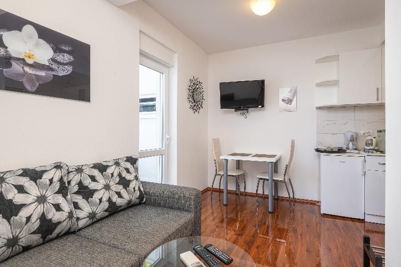 Apartments Didan - Oda